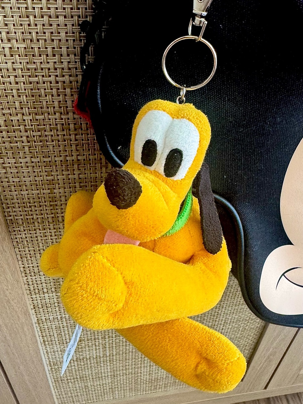 Disney Pluto Plush Keychain Bag Charm - Picture 4 of 6